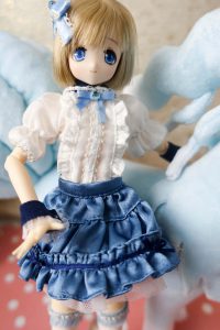 Aquamarine Alisa is my only Azone doll right now!