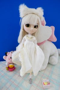 Nana-chan's dress is very soft! Ideal for a cat!