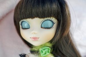 Pullip Chloi's eyelids are really unique and fab!