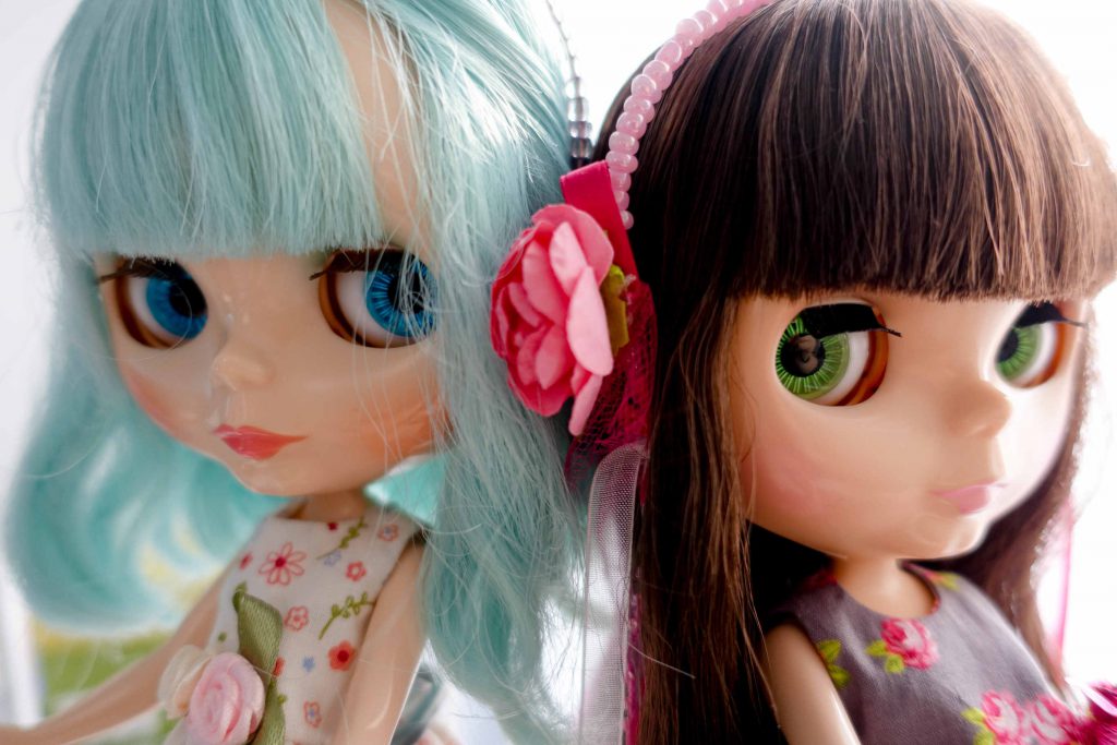 My Blythie (Ufo A GoGo) and Lola (Lorshek Molseh)