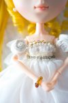 Pullip Princess Serenity's sleeves and top of the dress