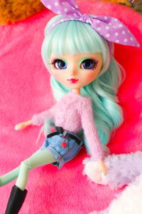 Minnie, Iris Mint by Charon Dolls