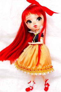 Rise by Poison Girl's Dolls in her Snow White dress.