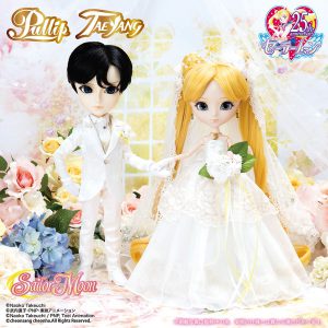 Promotional picture of the Sailor Moon wedding dolls!